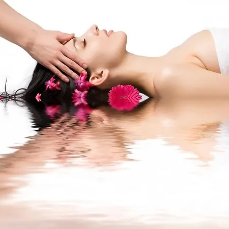 & Restaurant Christkindlwirt 4*