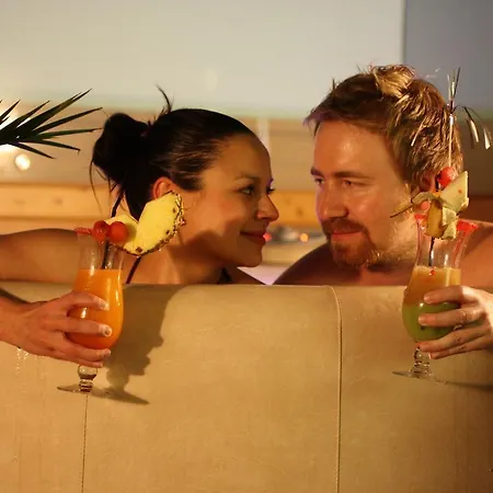 & Restaurant Christkindlwirt ホテル 4*