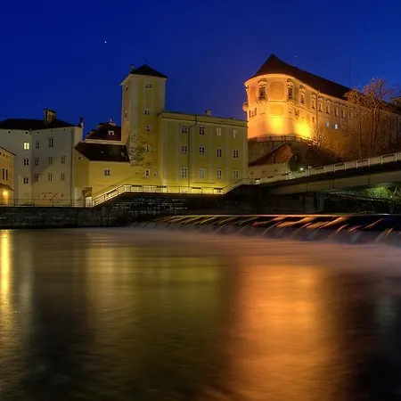 & Restaurant Christkindlwirt シュタイアー