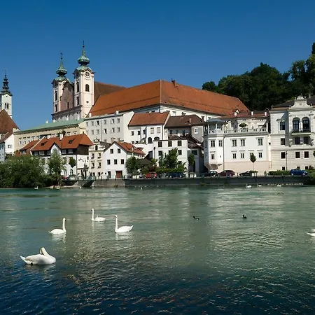 & Restaurant Christkindlwirt 4*