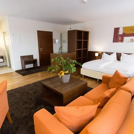 & Restaurant Christkindlwirt 4*