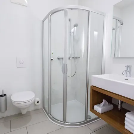 & Restaurant Christkindlwirt ホテル