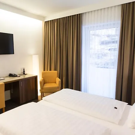 & Restaurant Christkindlwirt 4*