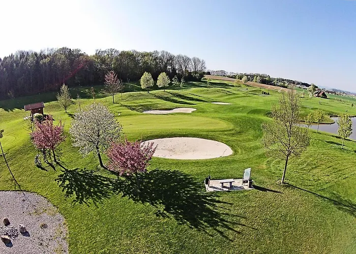 & Restaurant Christkindlwirt 4*