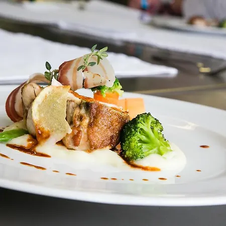 & Restaurant Christkindlwirt Hotel