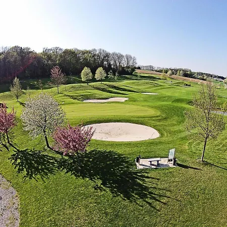 & Restaurant Christkindlwirt 4*